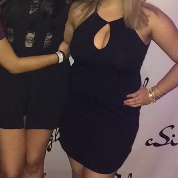 Black Going Out Mini Dress with Keyhole Front - Picture 2 of 3